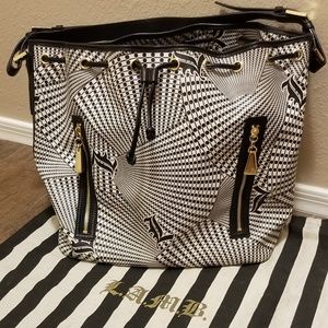 L.A.M.B Large Springvale Black/White Tote